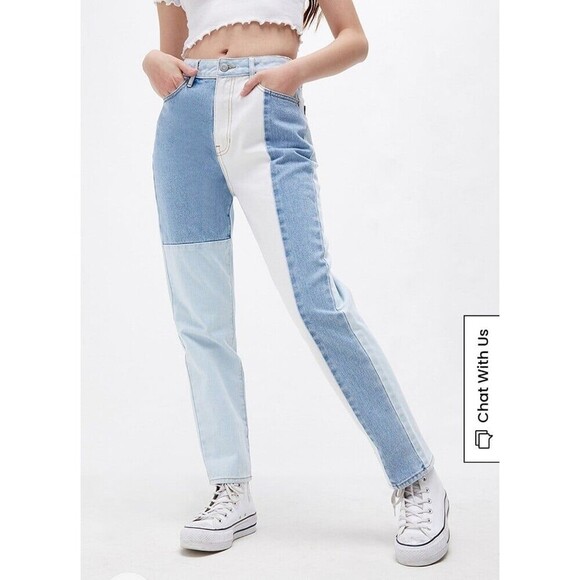 2 for $20  PacSun Eco Hopper Patch Mom Jeans Size 26 - Picture 1 of 6